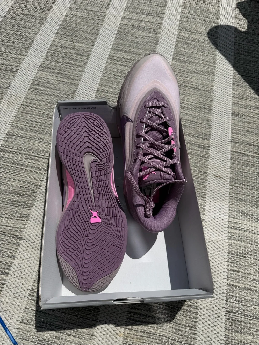 Nike lightweight athletic